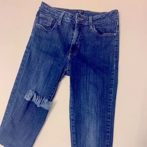 JUST BLACK skinny high rise jeans fringe ends